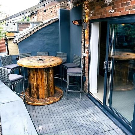 4 Bedroom - Sleep 9 Home In Cheadle Staffordshire - Alton Towers Polar Express Dimmingsdale Peak District Trentham Gardens Water World Экстерьер фото